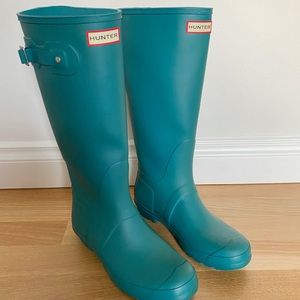 Hunter rain boots Size 10